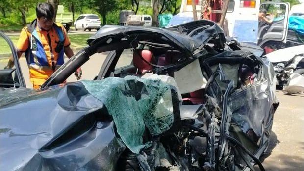 3 Orang Luka Akibat Pikap Dihantam BMW di Tol Serpong