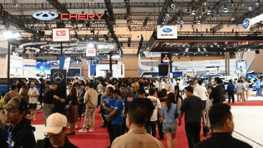 GJAW 2024 Tutup dengan Penghargaan Mobil Terfavorit, Suzuki Jimny dan BMW X5 Menang