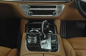 Ketahui Penyebab Transmisi Matic Overheat dan Cara Mencegahnya Saat Liburan Nataru