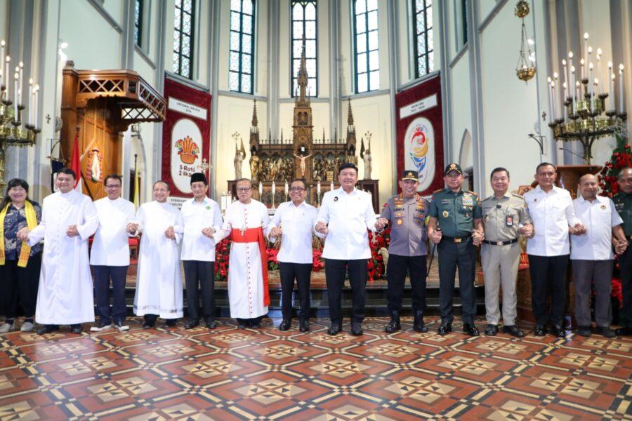 Menko Polkam: Rangkaian Kegiatan Natal dan Tahun Baru Berjalan Lancar, Aman dan Tertib