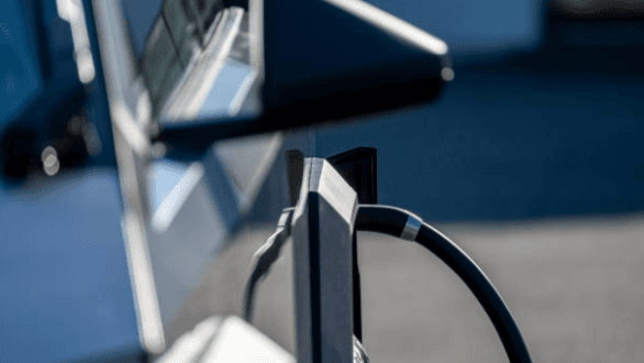 Xpeng Motors dan VW Sepakat Bangun Pengisian Listrik Ultra-Cepat untuk EV