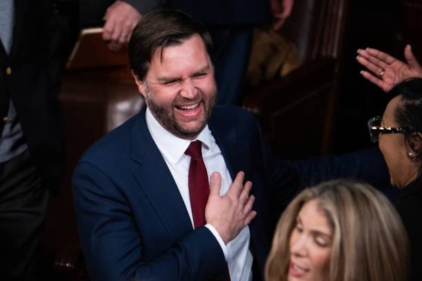 JD Vance Mundur dari Senat Ohio, Siap Dilantik Jadi Wakil Presiden