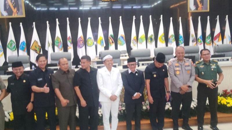 Dedi-Erwan Tunggu Restu Mendagri untuk Dilantik