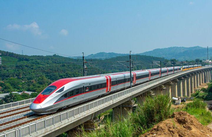 PT KCIC Ungkap Ada Lonjakan Penumpang di Masa Libur Panjang Akhir Januari