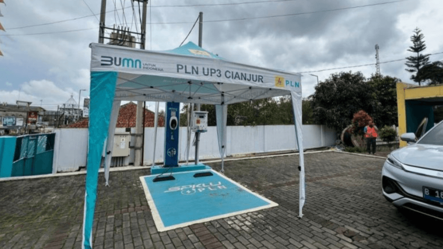PLN Bangun SPKLU Strategis di Cianjur untuk Kendaraan Listrik Mudahkan Liburan Panjang