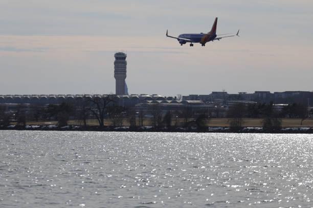 Laporan FAA: Pengawasan di Bandara Ronald Reagan Bermasalah