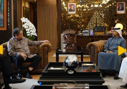 Bahas Kerja Sama Sektor Energi, Menko Airlangga Bertemu Menteri Energi dan Infrastruktur Persatuan Emirat Arab