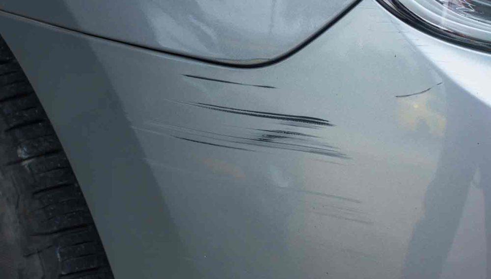 Baret Mobil Bisa Turunkan Harga Jual, Ternyata Segini Biaya Perbaikannya!