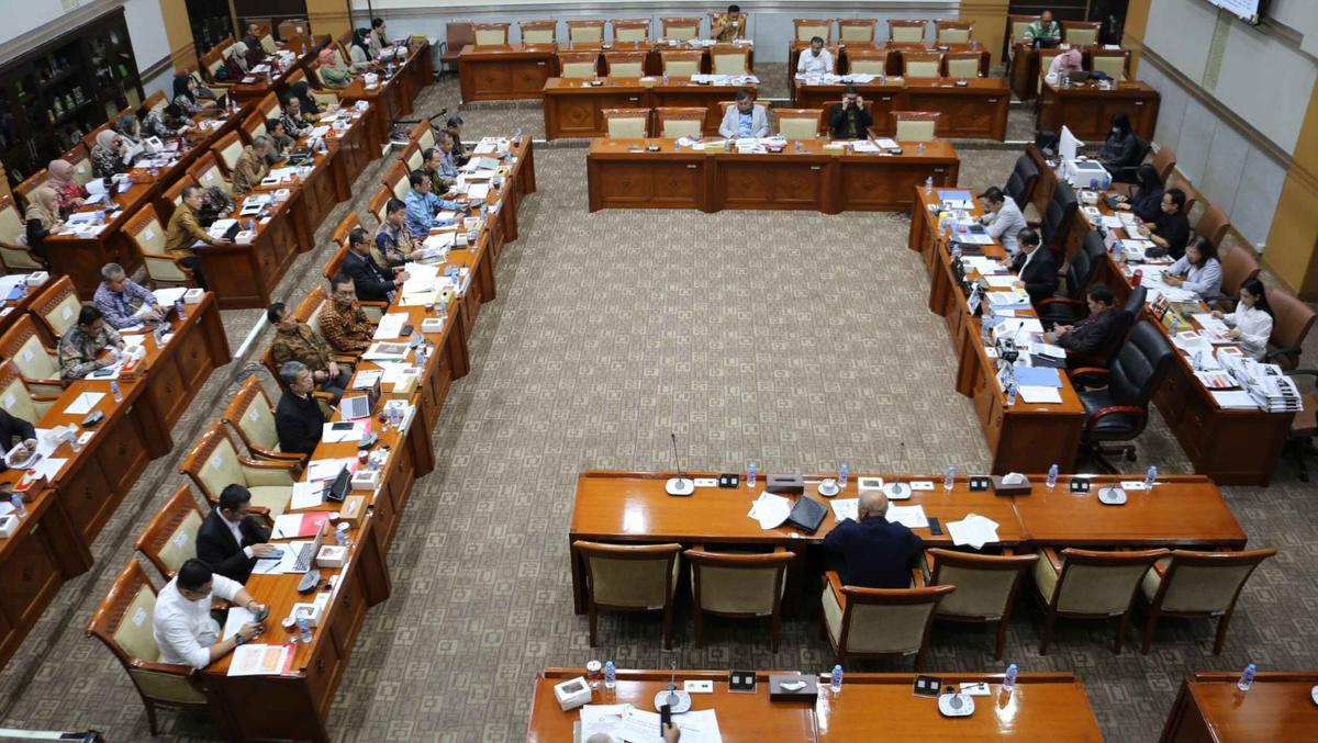 KY Soroti Kericuhan di Sidang Razman-Hotman, Usulkan Aturan Lebih Ketat dalam KUHAP