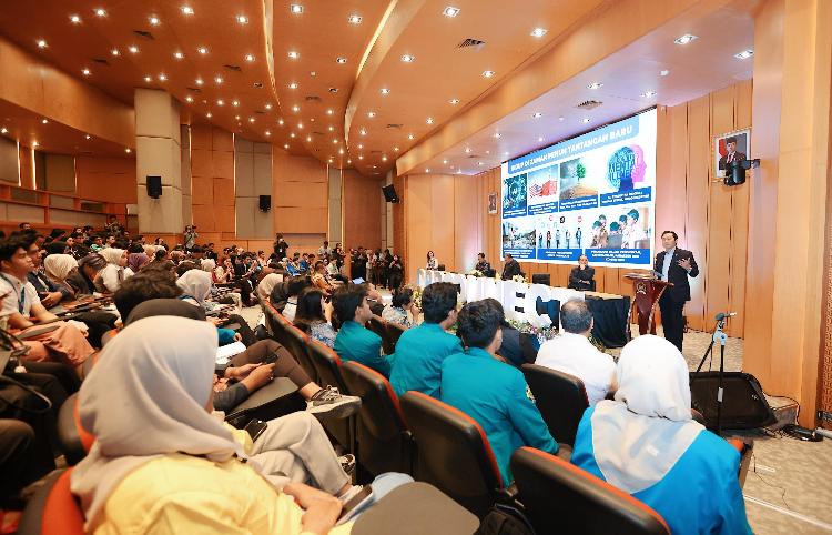 Jawab Tantangan Pengaruh Media Sosial, Ibas: DPR Connect Jembatan Kita dalam Komunikasi