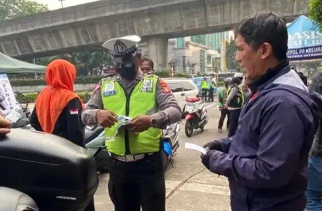 Tilang Syariah Diterapkan di Lombok Tengah, Pelanggar Bisa Bayar Denda dengan Ngaji-Baca Alquran