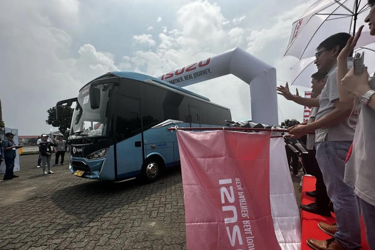 Program Mudik Gratis Isuzu 2025, Sopir dan Mekanik Kebagian Jatah 400 Kursi