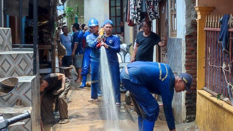Banjir Jakarta Mulai Surut, Sisa 11 RT Masih Terendam
