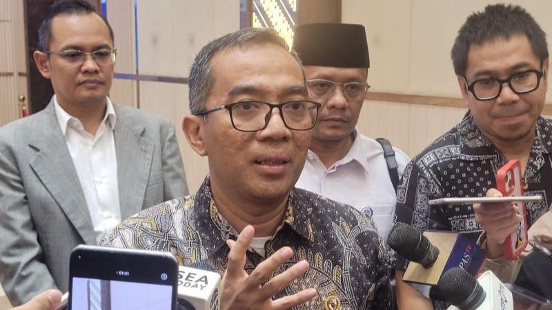 Mendiktisaintek Yakin UI Ambil Keputusan Terbaik Soal Disertasi Bahlil