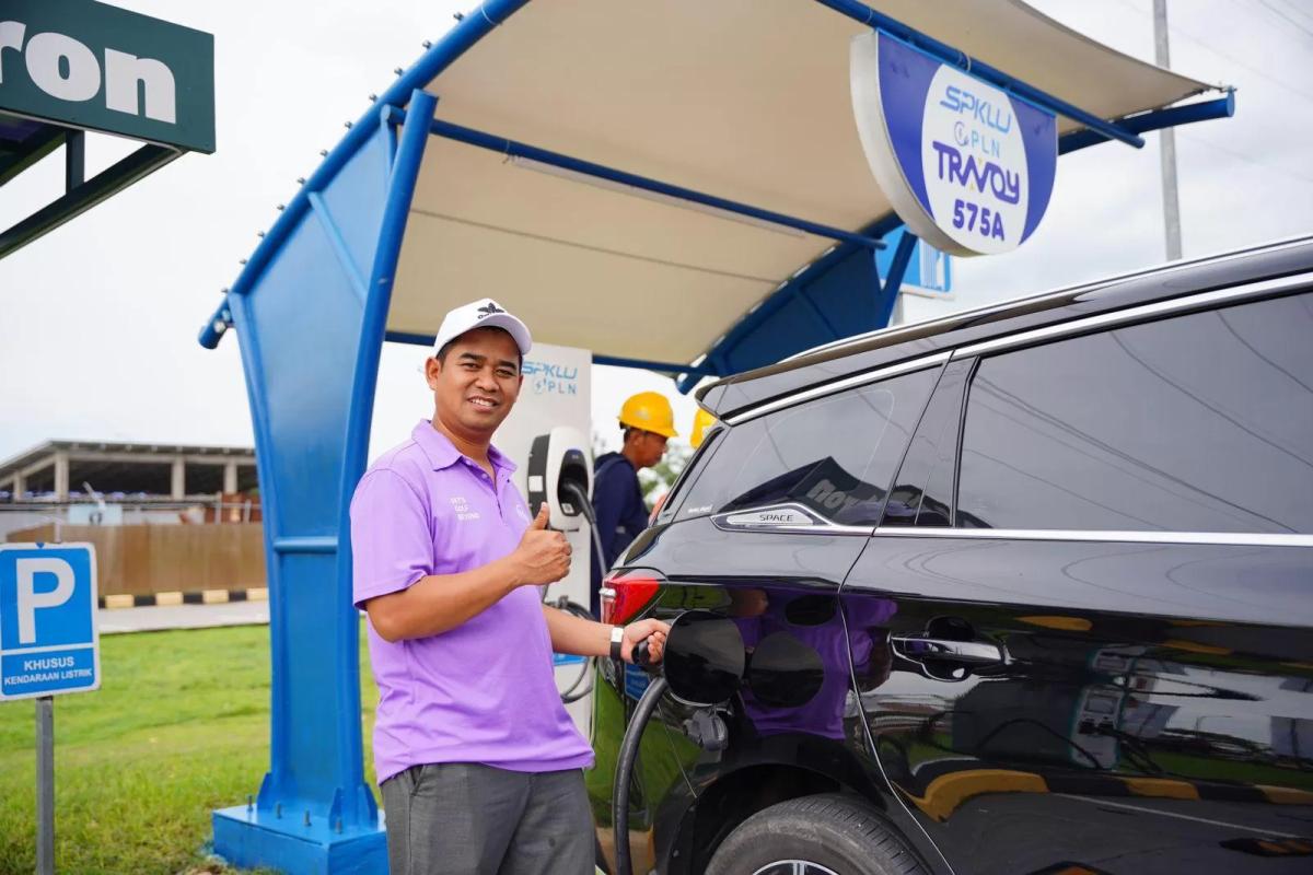 PLN Siapkan 1.000 Unit SPKLU di Jalur Trans Jawa-Sumatra, Antisipasi Lonjakan Pemudik EV