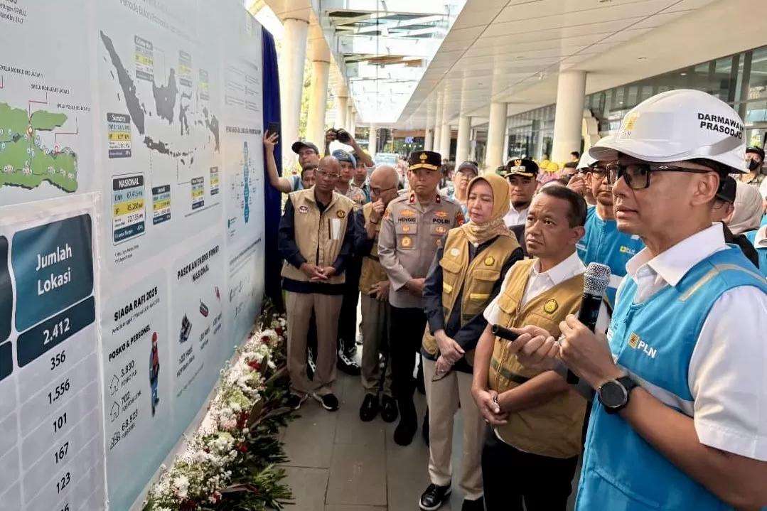 Menteri ESDM Apresiasi Kesiapan SPKLU PLN Jelang Mudik Lebaran 2025