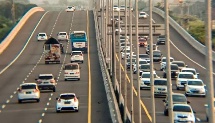 DPR Usulkan Perpanjangan dan Perluasan Diskon Tarif Tol untuk Mudik Lebaran 2025