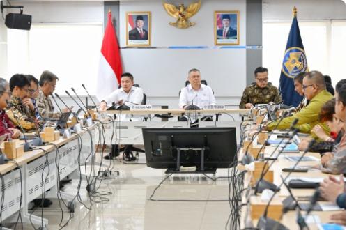 Menhub Soroti Tiga Faktor Kunci BUMN dalam Angkutan Lebaran 2025