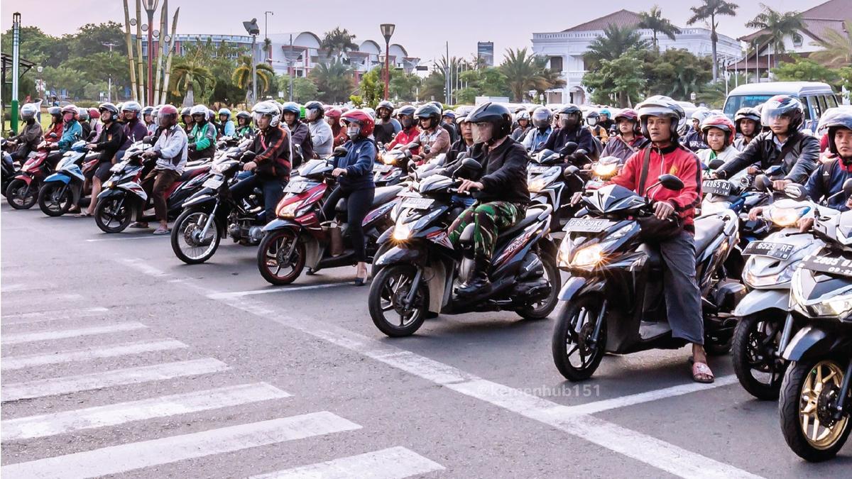 Mudik Siang Hari Pakai Motor Wajib Nyalakan Lampu, Ini Alasannya
