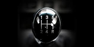 4 Alasan Transmisi Manual Masih Jadi Favorit di Kalangan Pengemudi