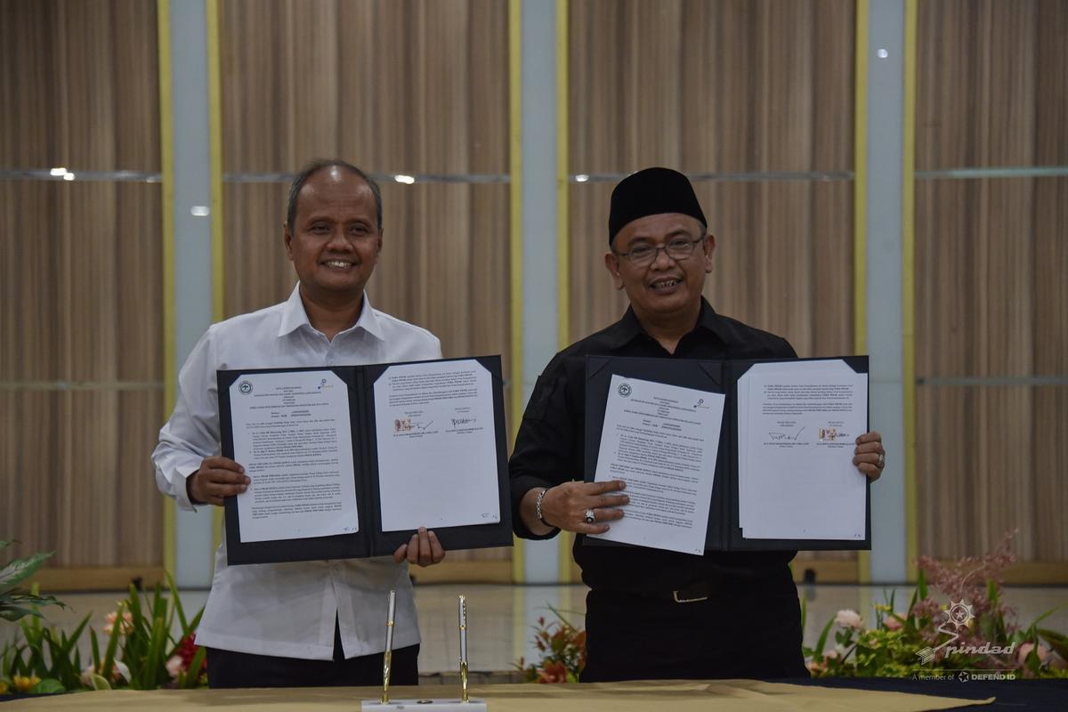 PT Pindad dan Apkasindo Teken MoU Pengembangan Teknologi Industri Kelapa Sawit