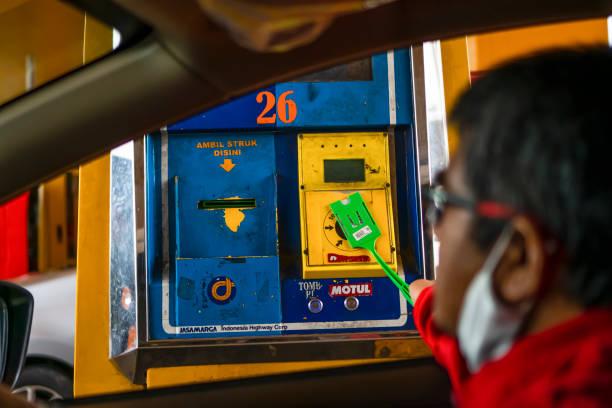 Pantau Tarif Tol Trans-Jawa Lebaran 2025 di Sini!