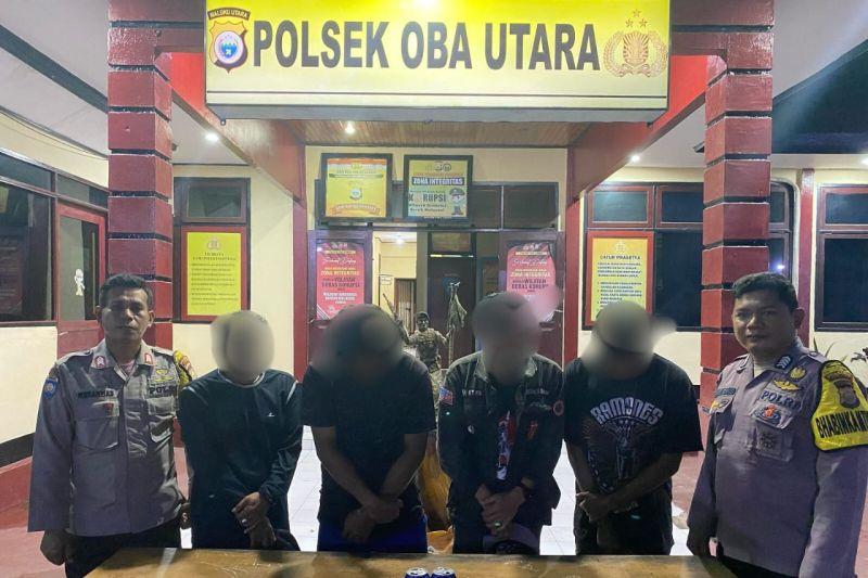 4 Orang Asik Main Judi saat Bulan Puasa di Malut Ditangkap
