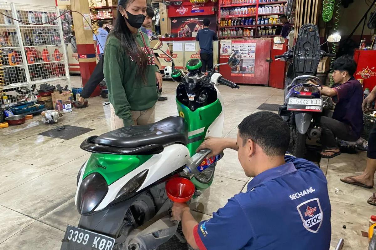 Cek Mesin Motor Sebelum Perjalanan Jauh, Hindari Gangguan di Jalan