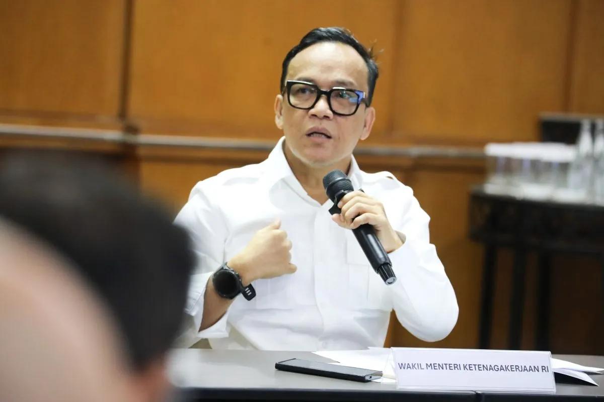 Kantor Tempo Diteror Kepala Babi dan Bangkai Tikus, Wamenaker Angkat Bicara