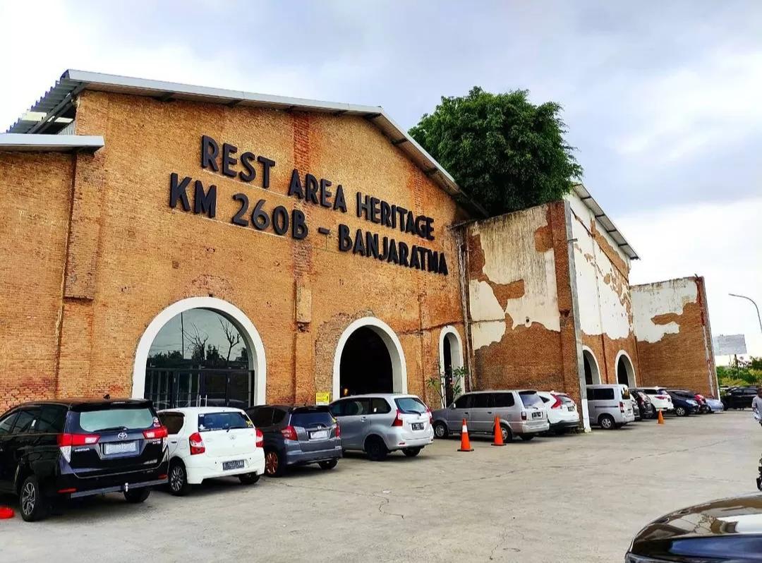 Rekomendasi 6 Rest Area Instagramable di Jalan Tol Trans Jawa yang Punya Fasilitas Lengkap