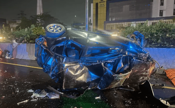 Kecelakaan Beruntun Libatkan Tiga Kendaraan di Tol Jagorawi, Tiga Luka