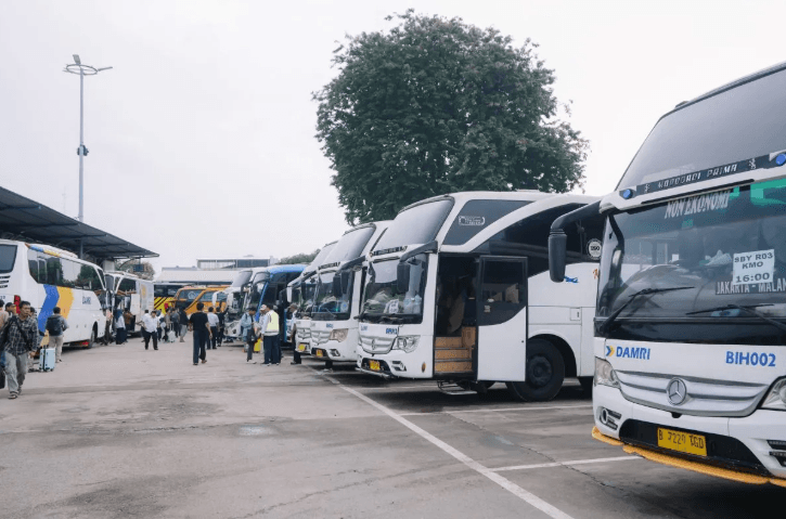 DAMRI Catat Lonjakan Penumpang Selama Lebaran 2025, Penjualan Tiket Tembus 216 Ribu