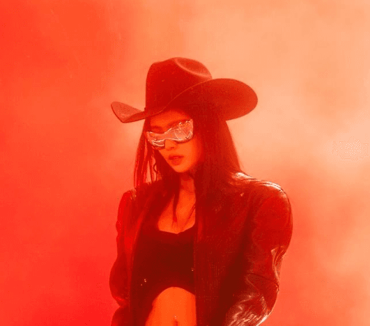 Jennie Tampil Mengguncang Coachella Dua Pekan Berturut-Turut, Bawa 13 Lagu dan Trending Global