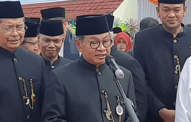 Gubernur Jakarta Imbau Warga Padamkan Lampu Satu Jam untuk Peringati Hari Bumi 2025