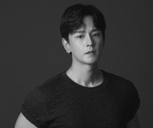 Lim Joo-hwan Resmi Gabung Basecamp Company, Aktor Senior Ini Siap Lanjutkan Karier Global