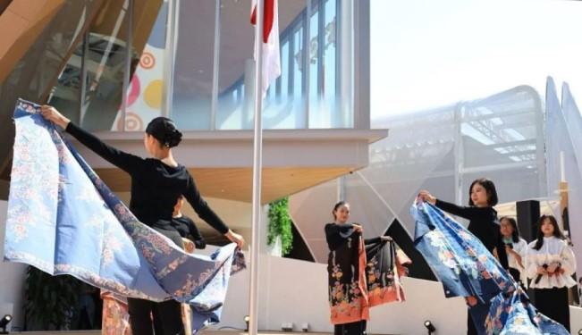 Batik Liem Ping Wie Jadi Sorotan di Paviliun Indonesia World Expo 2025 Osaka