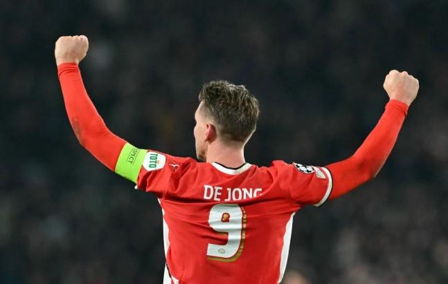 Hattrick Perisic dan Gol-Gol Feyenoord Warnai Kemenangan Besar di Liga Belanda