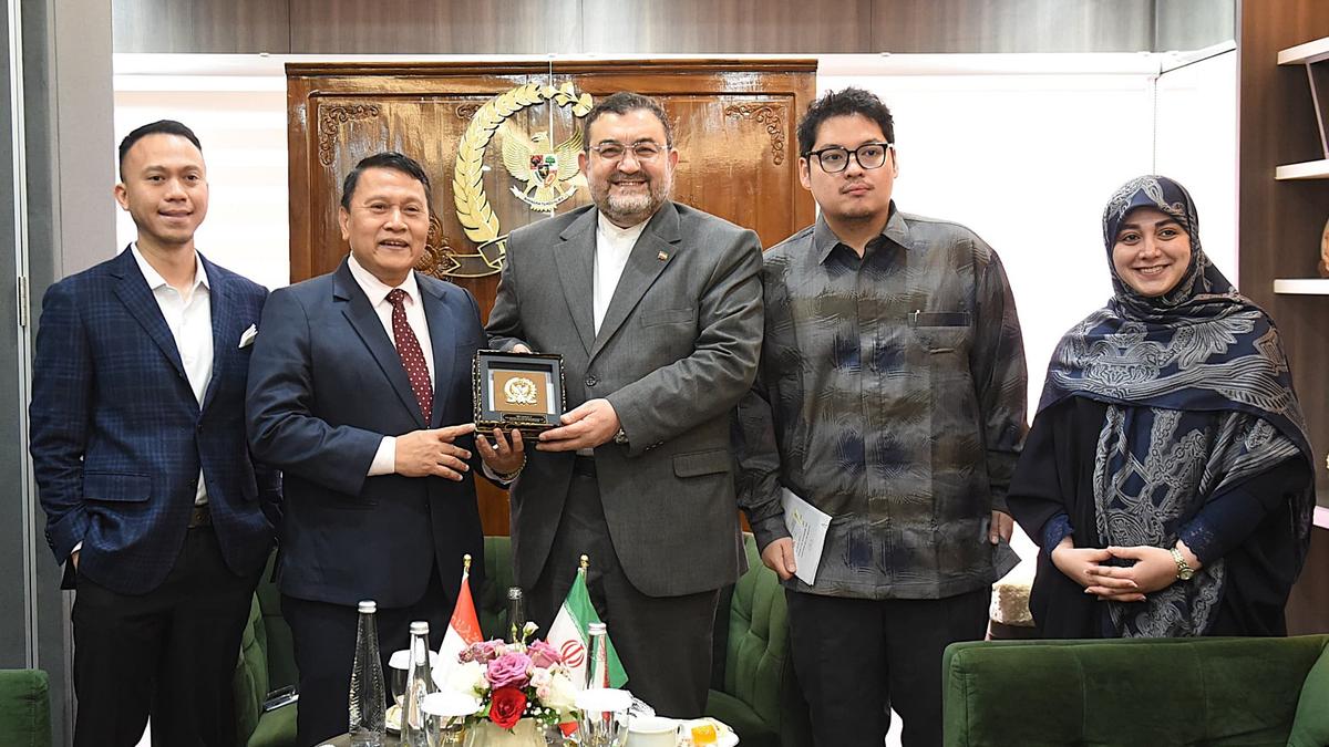 Tunjukkan Antusiasme Tinggi Hadiri Sidang PUIC ke-19 di Jakarta, Delegasi Iran Datang dengan Jet Pribadi