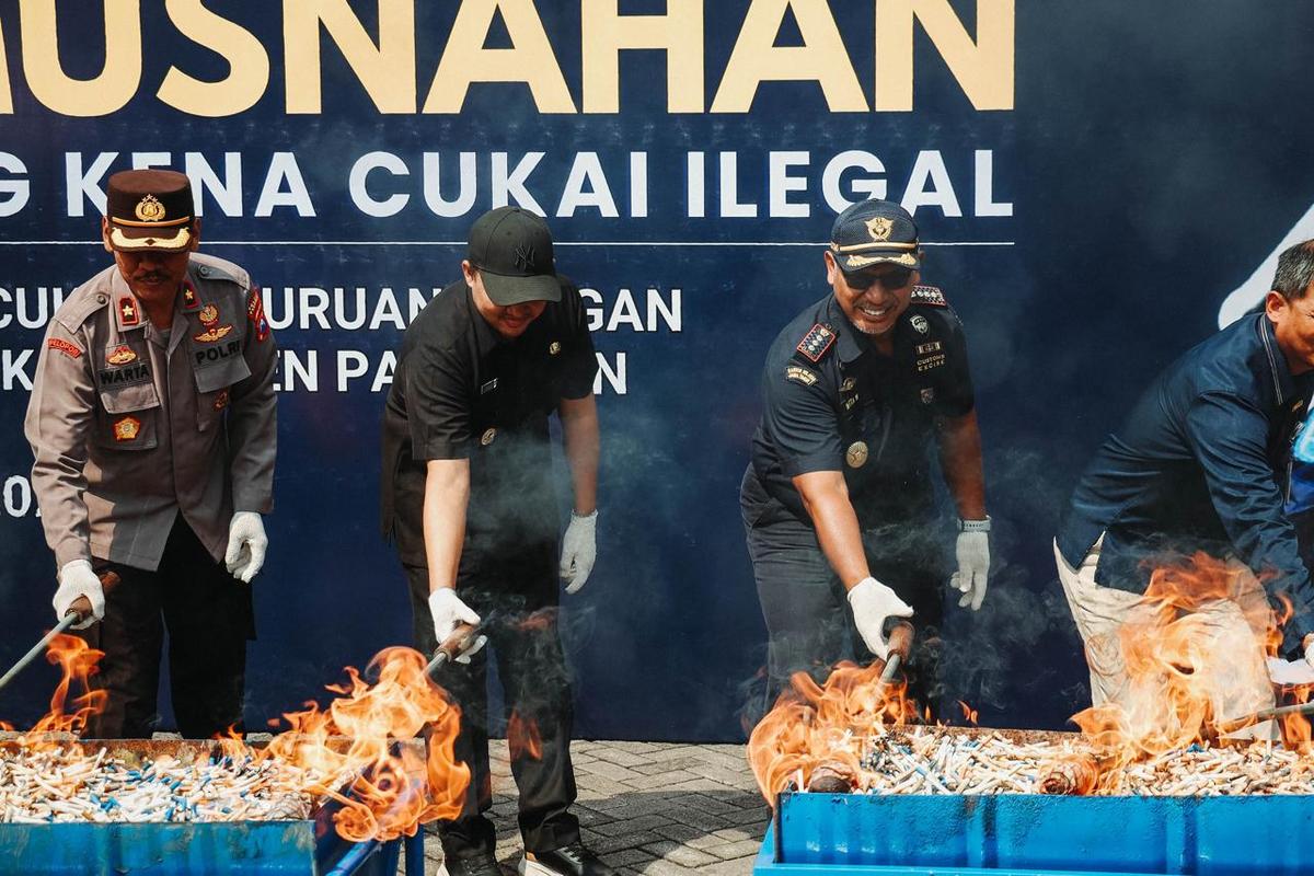 Bea Cukai Pasuruan Musnahkan Barang Kena Cukai Ilegal Senilai Rp11,3 Miliar