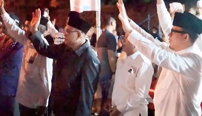 Bupati OKU Lepas 256 Calon Haji Menuju Asrama Haji Palembang