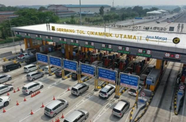 Jasa Marga Catat 529.487 Kendaraan Tinggalkan Jabotabek pada H-1 Libur Waisak, Arah Trans Jawa dan Bandung Paling Padat