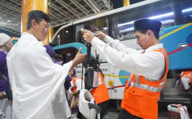PPIH Surabaya Berangkatkan Kloter Terakhir Calon Haji ke Tanah Suci