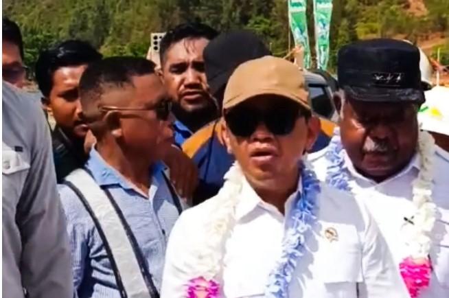 Kunjungi Pulau Gag, Warga Desak Bahlil Lanjutkan Operasi Tambang GAG Nikel