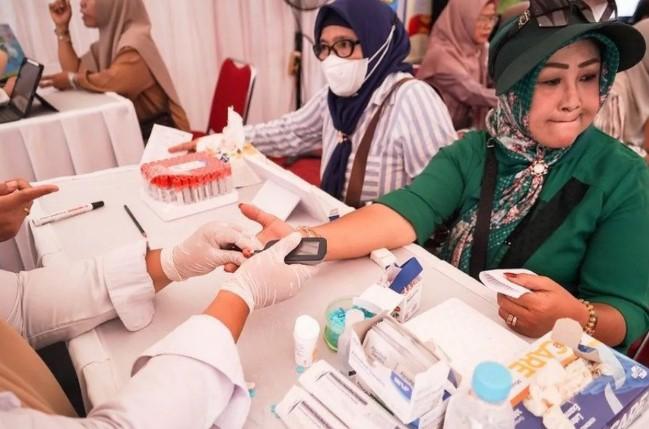 Hasil Program Cek Kesehatan Gratis: Obesitas Sentral Ancam Kesehatan Perempuan Indonesia