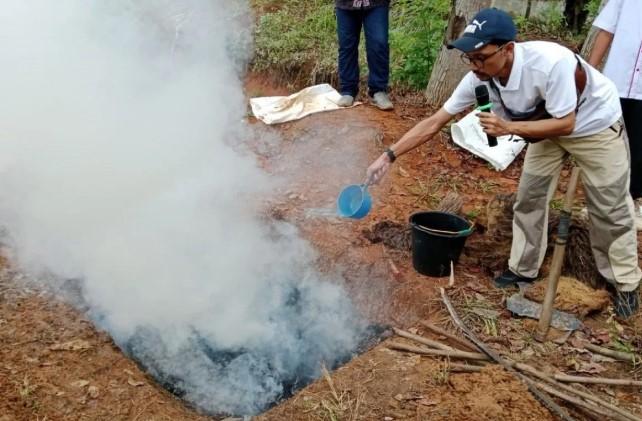Aspekpir dan BPDP Latih Petani Sawit Rokan Hulu Produksi Biochar, Dorong Huluisasi dan Peningkatan Pendapatan