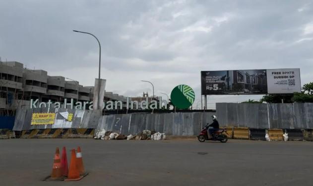 Warga Bekasi Keluhkan Penutupan Jalan Harapan Indah, Aktivitas Ekonomi Terganggu