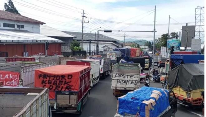 Bupati Temanggung Minta Aturan ODOL Dikaji Ulang Usai Aksi Blokade Sopir Truk