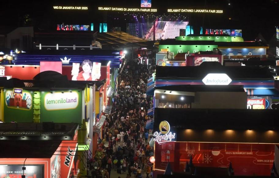 Pemprov DKI Jakarta Gratiskan Transportasi Umum Rp1 pada HUT ke-498, Layanan Beroperasi 24 Jam