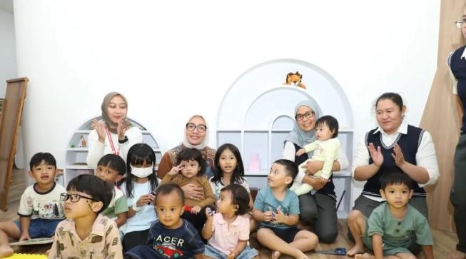 Menegaskan Peran Perempuan di Dunia Kerja, Menteri PPA Dukung Fasilitas Daycare Onsite sebagai Standar Nasional