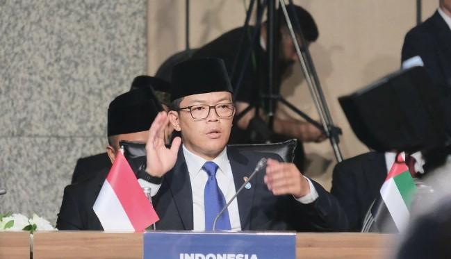 Menlu RI Apresiasi Azerbaijan atas Bantuan Evakuasi 96 WNI dari Iran